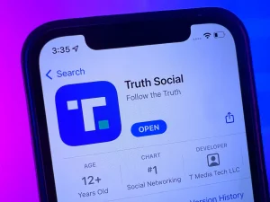 У ЦПД спростували фейк про заборону соцмережі Truth Social