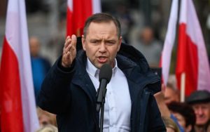 Навроцький готовий підписати антиукраїнську декларацію для перемоги на виборах
