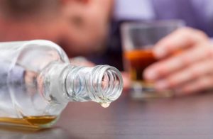 Що робить алкоголь з організмом: чи існує безпечна доза