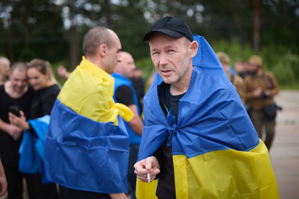 Обмін полоненими: до України повернулися важкохворі та поранені військові