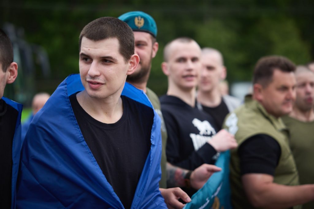 Обмін полоненими: до України повернулися важкохворі та поранені військові