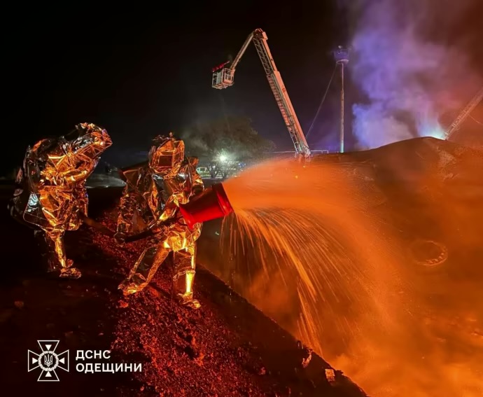Нічна атака на Ізмаїл: російські дрони пошкодили об’єкт енергетичної інфраструктури, є поранений