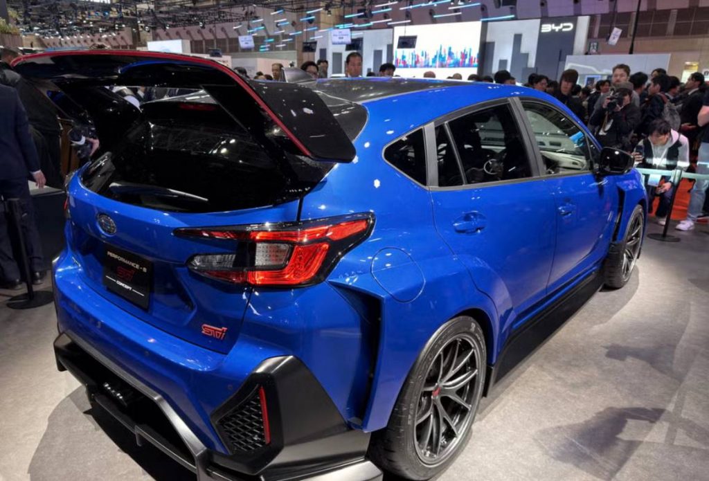Subaru презентувала новий концепт Performance-B STI на Japan Mobility Show 2025