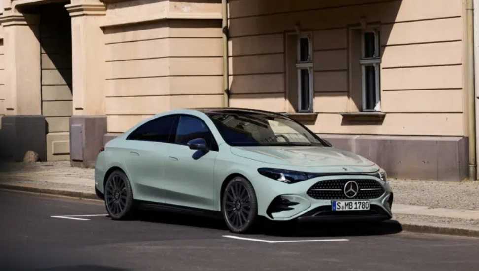 Mercedes-Benz представив гібридний CLA 220 2026 із двигуном Geely 1,5T