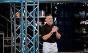 Дізнайтеся, хто став суперфіналістами «МастерШеф»-17, хто покинув шоу за крок до перемоги та які конкурси 33 випуску вирішили долю фіналістів. Читайте всі подробиці.