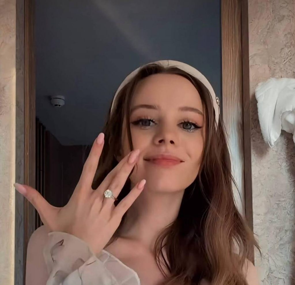 Ірина Кудашова розповіла про підготовку до весілля з коханим Борисом