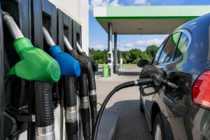 Ціни на бензин, дизель і газ 17 серпня: порівнюємо OKKO, WOG, SOCAR та «Укрнафту» і показуємо, яке пальне подешевшало за вихідні.