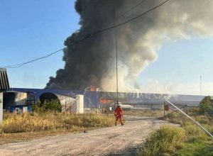 У Підмосков’ї загорівся логістичний об’єкт Wildberries після ймовірної атаки дрона. Дані про масштаби пожежі та постраждалих уточнюються.
