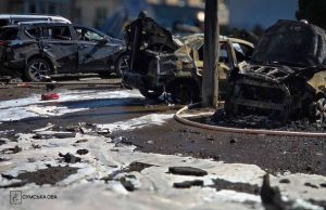 Дізнайтеся про наслідки удару шістьма КАБами по Сумській громаді: кількість загиблих і поранених, стан постраждалих та місця влучань.