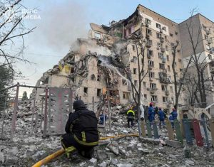 Експерт пояснив, чому Росія б’є по житлових кварталах Києва та інших міст України, і як Кремль намагається тиснути на цивільних. Читайте деталі.