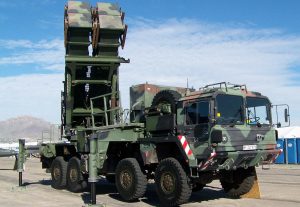 США можуть дозволити Україні виробляти Patriot: Трамп заявив про передачу технологій і запуск потужностей. Дізнайтесь деталі заяви.