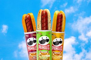 Pringles запускає Pop Dog Buns у трьох смаках: дати продажу, формат онлайн-дропів, ціна набору й умови отримання лімітованих булочок. Дізнайтеся всі деталі онлайн.