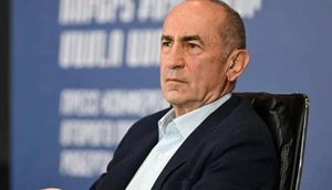 У Вірменії затримали експрезидента Роберта Кочаряна та ще п’ятьох осіб. Слідство перевіряє операції з держмайном і великі грошові перекази.
