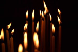 Дізнайтеся, яке свято відзначають у вівторок 18 серпня 2026 року в Україні, які церковні традиції, народні прикмети, заборони та хто святкує день ангела.