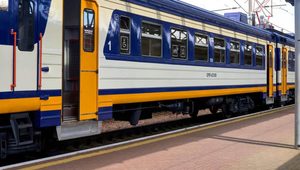 Укрзалізниця з 26 серпня скасувала приміські поїзди Миколаїв-Вантажний — Долинська через безпекову ситуацію. Дата відновлення руху невідома.