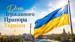 День Державного Прапора України 2026 відзначають 23 серпня. Дізнайтеся історію синьо-жовтого стяга та оберіть щирі привітання для рідних, друзів і колег. Читайте ще.