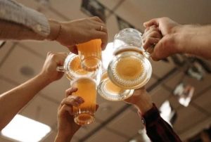 Дізнайтеся, яке свято відзначають 7 серпня 2026 року, кого вшановує церква та які міжнародні події припадають на цю дату. Читайте календар дня.