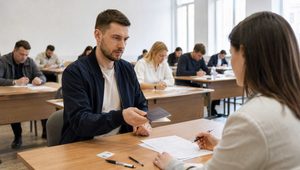 Додаткові сесії ЄВІ та ЄВВ для вступу до аспірантури тривають 24–28 серпня. Які документи взяти, кого допустять і коли будуть результати.