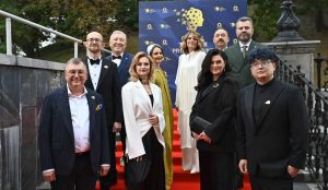 Дізнайтеся, хто увійшов до топ-50 учителів України 2026 року, коли назвуть фіналістів і переможця та які нагороди передбачає премія.