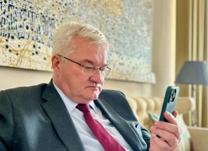 Сибіга закликав США посилити санкції проти Росії після удару дрона по заводу Coca-Cola у Броварах. Компанія повідомила про наслідки атаки.
