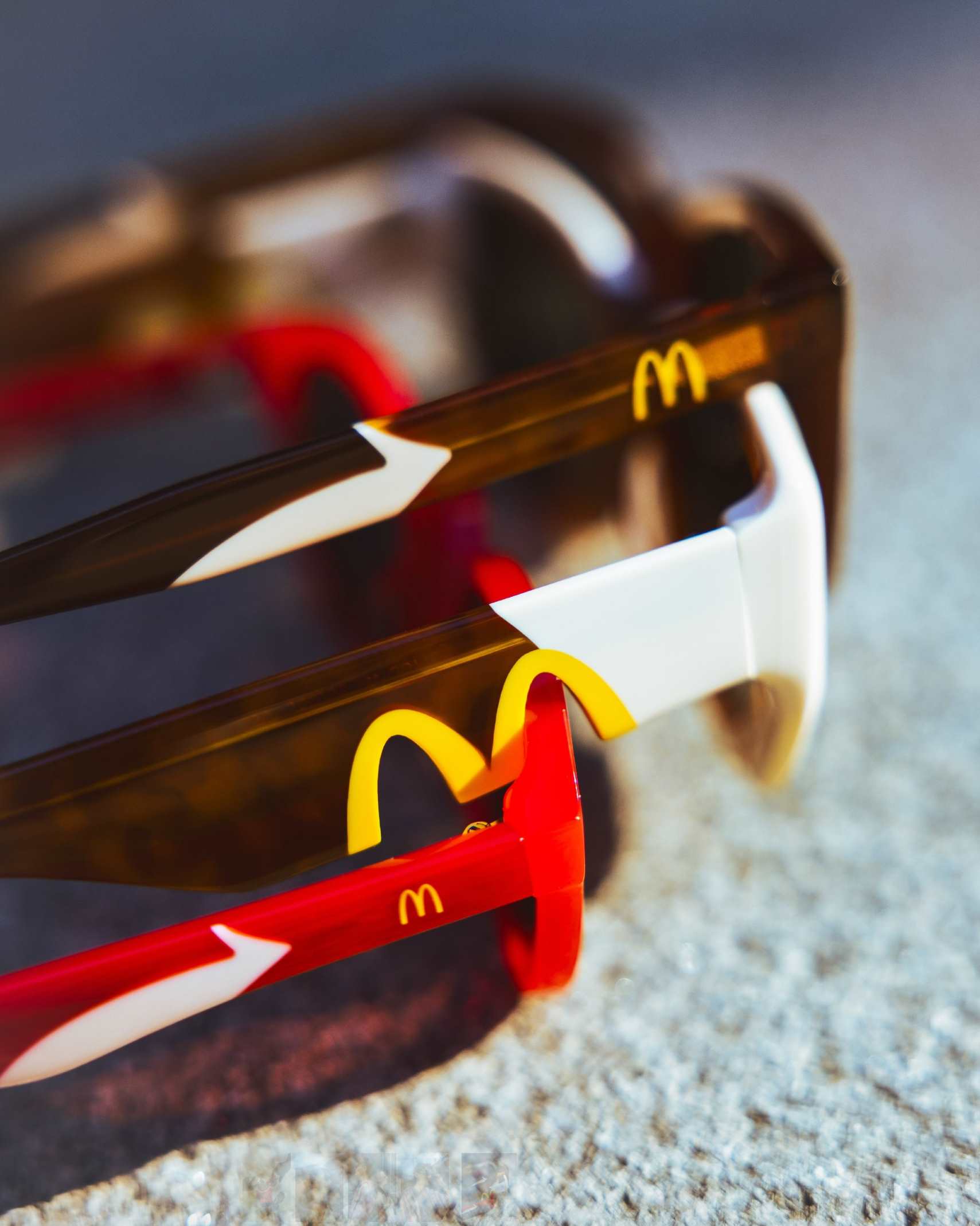 McDonald’s wypuścił okulary przeciwsłoneczne: jakie modele znalazły się w kolekcji, gdzie są dostępne i czy pojawią się w Polsce