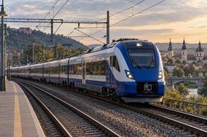 Київ — Перемишль потягом у 2026 році: актуальний розклад №715, 705, 51 і 89, квитки, Дія.Підпис, ціна, маршрут та зворотні рейси.